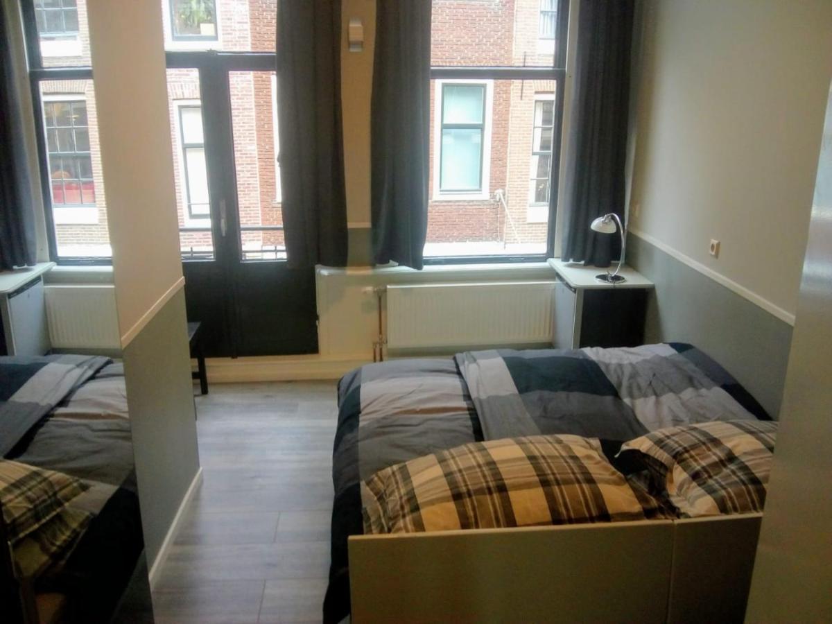 Aldo, Not For Parties, Not A Hotel, Room With Shared Bathroom, No Kitchen Amsterdam Luaran gambar
