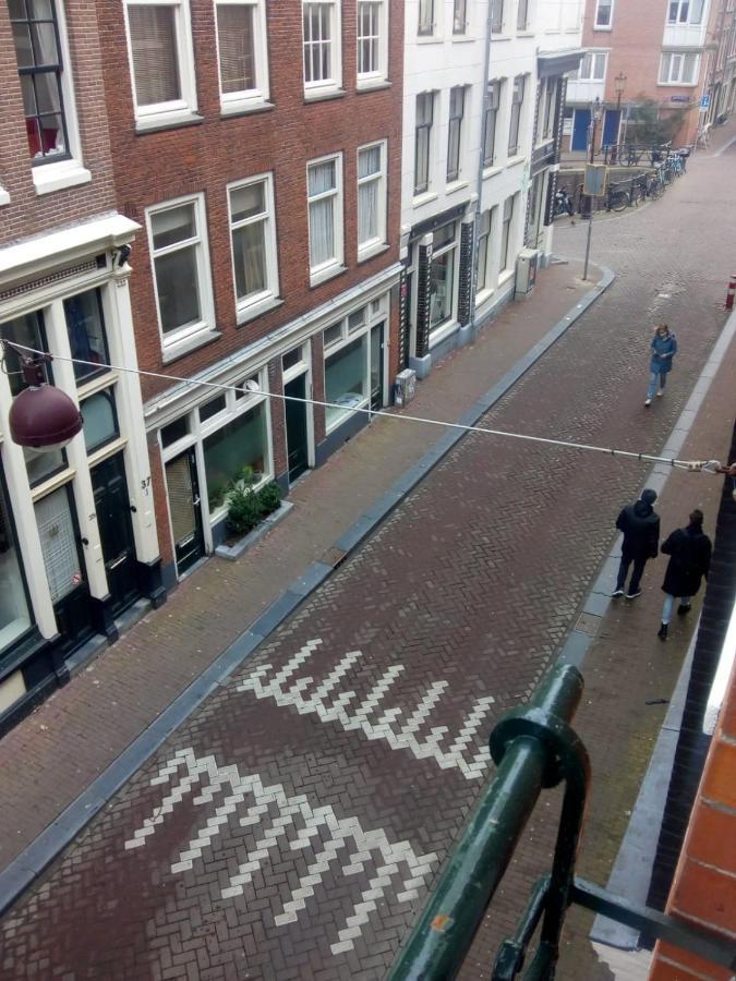 Aldo, Not For Parties, Not A Hotel, Room With Shared Bathroom, No Kitchen Amsterdam Luaran gambar